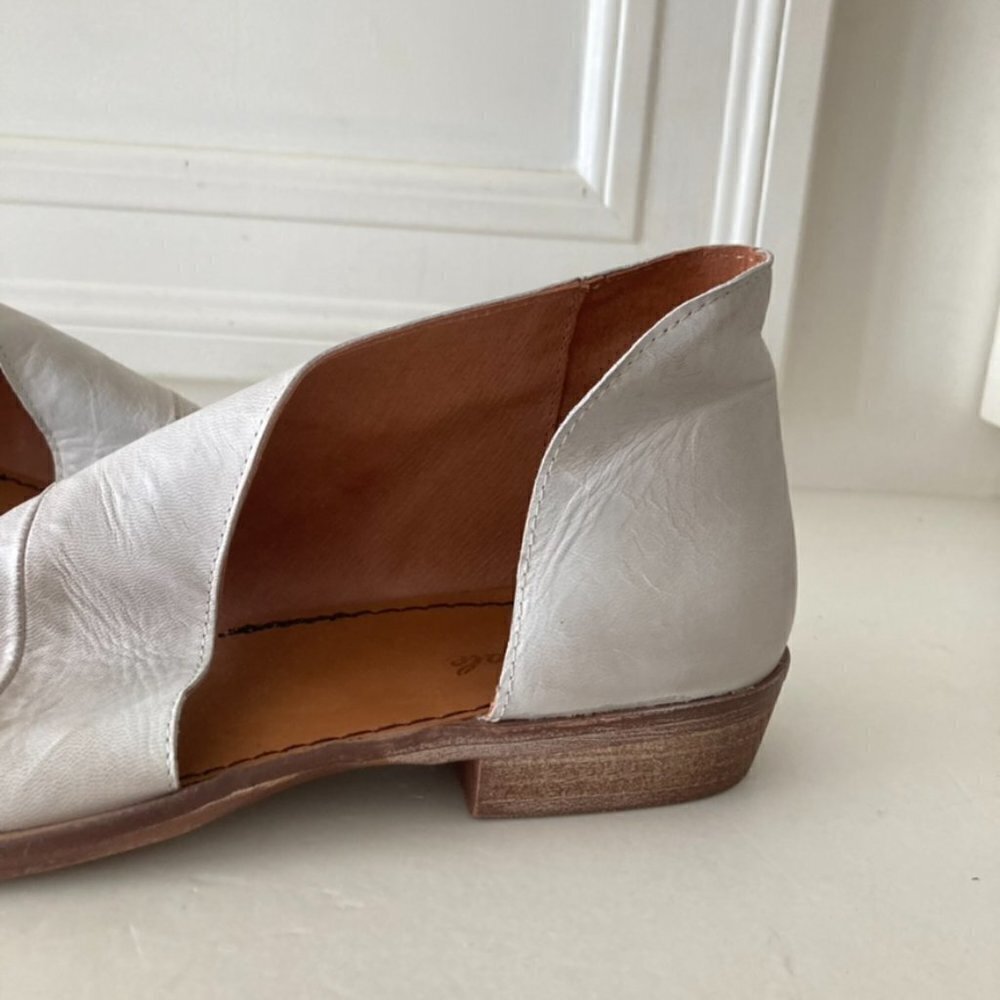 NWOT Free People Mont Blanc Creme Cutout Leather Sandals Sz 41 - Picture 3 of 8